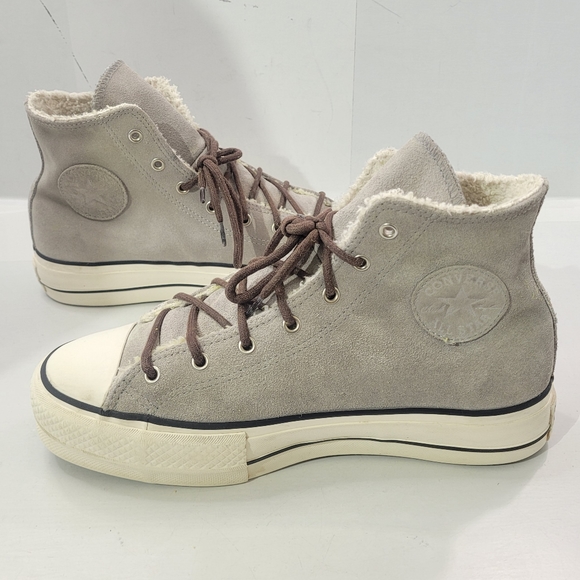 CONVERSE CTAS PLATFORM HIGH WOMEN'S SIZE 8 GREY SUEDE SHERPA A1 - Picture 1 of 15